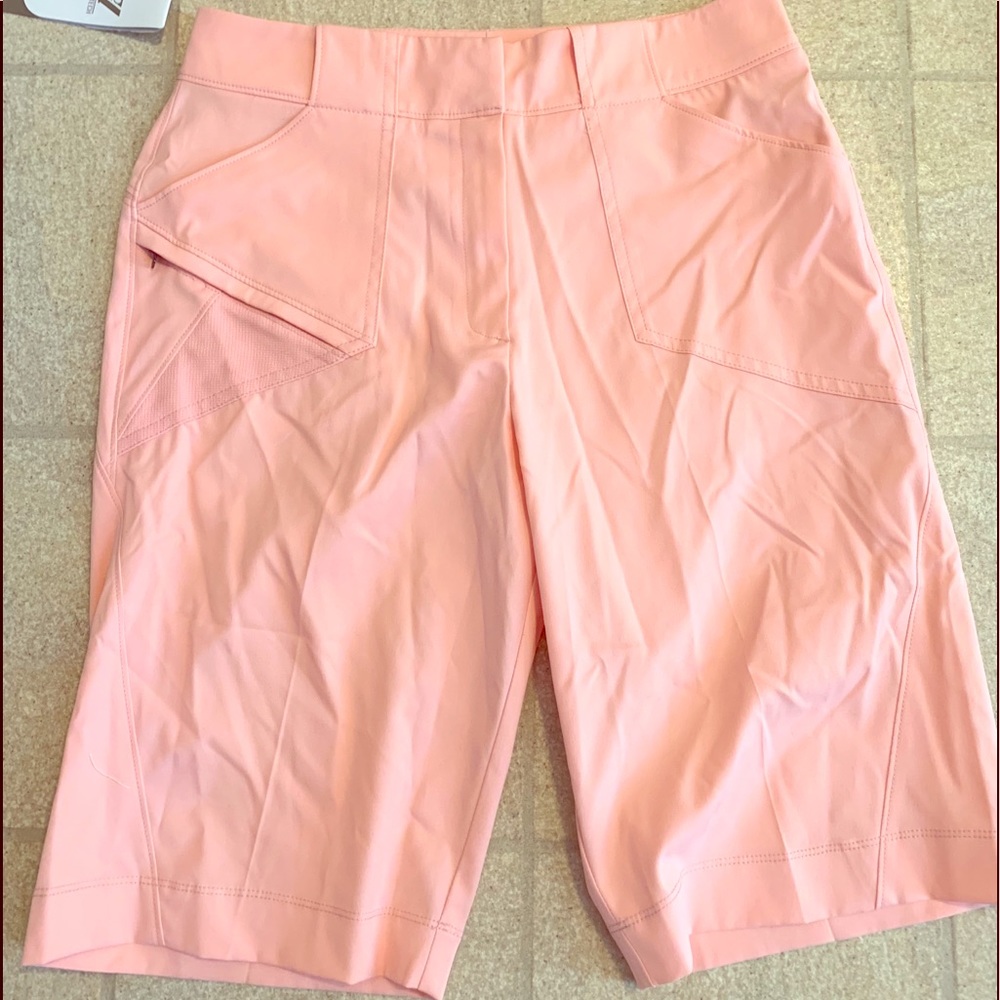 Tail pink shorts